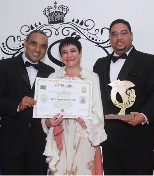 GSS Segurança recebe prêmio Top of Quality Gold Internacional 2015 - GSS Segurança e Serviço